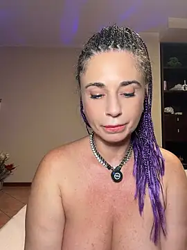 Eva_Pearl stripchat live cam model
