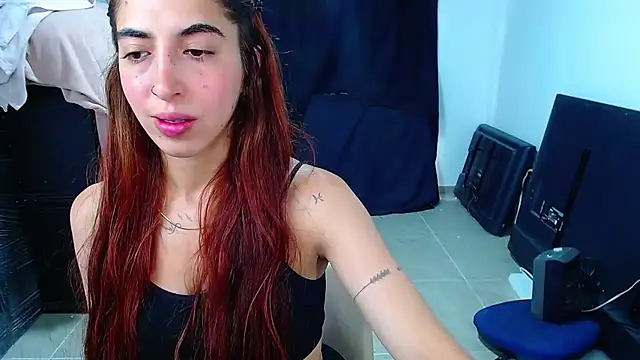 MariamGray1 stripchat live cam model