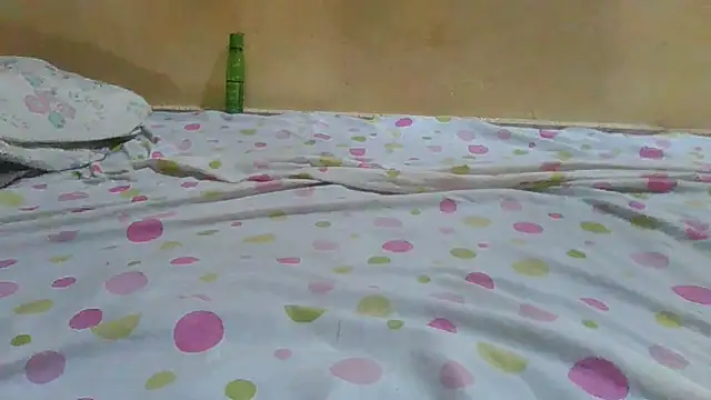 Cozybear stripchat live cam model
