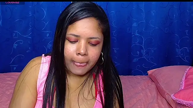 melika_sweet4 stripchat live cam model