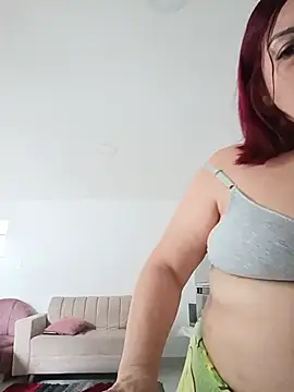 Agata_Traviesa stripchat live cam model