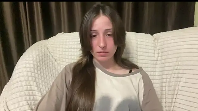 NightHina stripchat live cam model