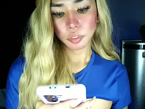 hotfuckingprincess stripchat live cam model