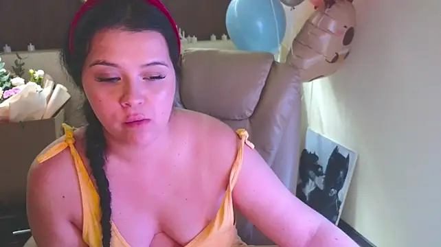Malika_uAngel stripchat live cam model