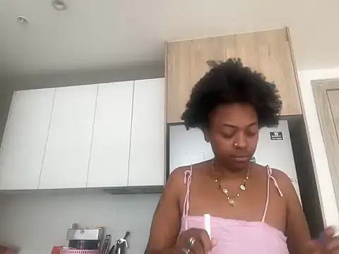 ChocolateCakeQueen stripchat live cam model