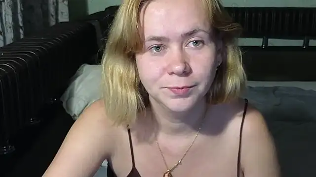 Riley_Roo stripchat live cam model