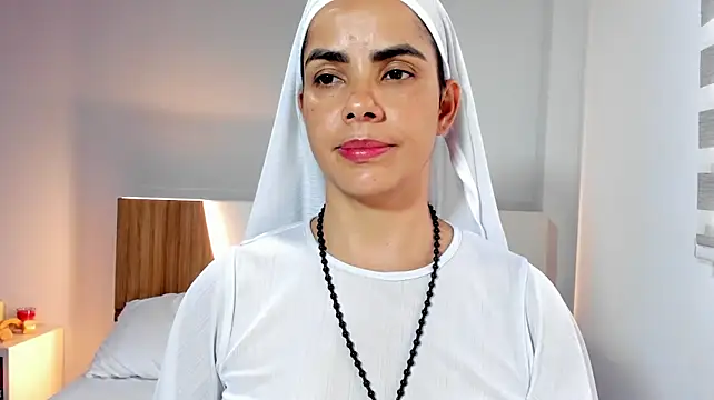 ClaraMariaMon stripchat live cam model
