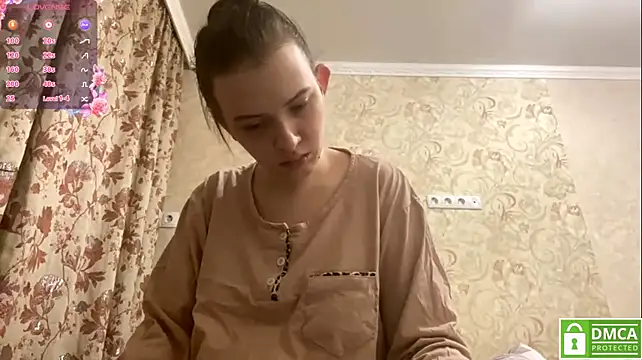 CeyaLier stripchat live cam model