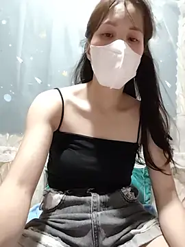 Yui-Chen stripchat live cam model