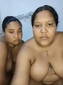 VaneandRossy stripchat live cam model