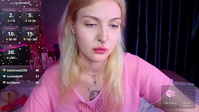 BlondieSummer stripchat live cam model