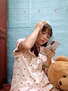AmyLinee01 stripchat live cam model