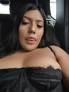 aleenavarro stripchat live cam model