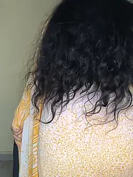 Your-Nitya stripchat live cam model