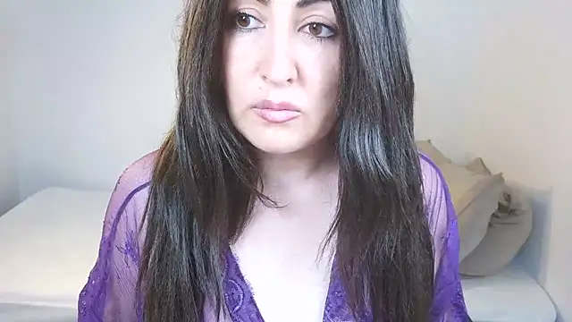 naughty_sarahh stripchat live cam model
