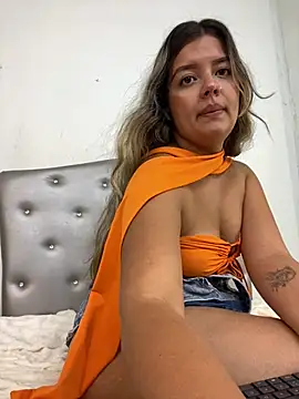 azulskyer stripchat live cam model