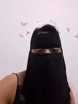Mamhona7 stripchat live cam model