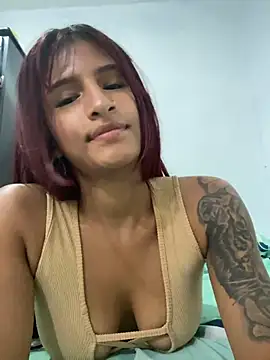 xiiomyy stripchat live cam model