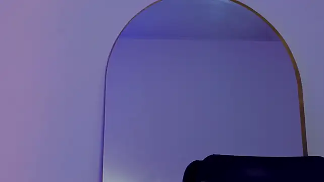 july_quinzel stripchat live cam model
