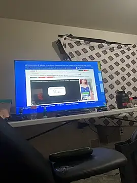 quejdnsnL stripchat live cam model