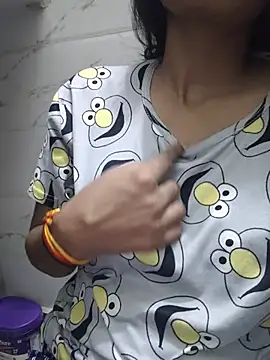 Bipasha_Vasu stripchat live cam model