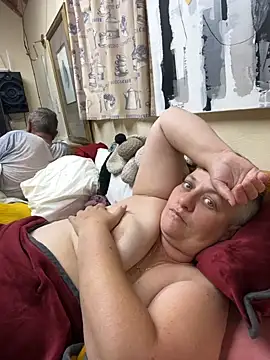 blueiceeyes stripchat live cam model