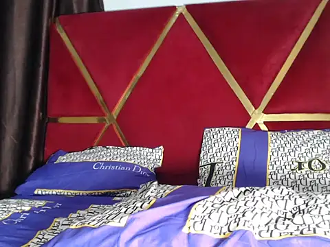 camillasoofine stripchat live cam model