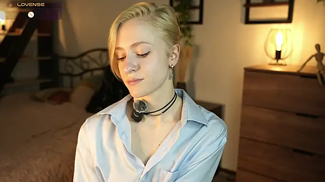 JanettePerro stripchat live cam model