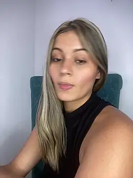 valen_rodri stripchat live cam model