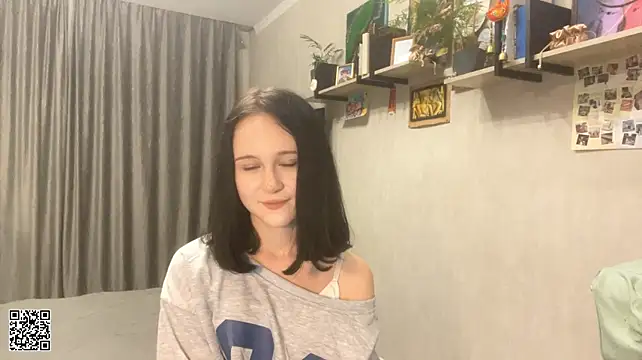 RukiyaLowland stripchat live cam model