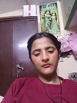 KittyBby14 stripchat live cam model