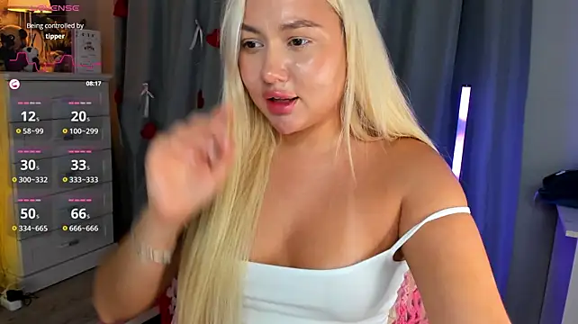 _Loneve__ stripchat live cam model