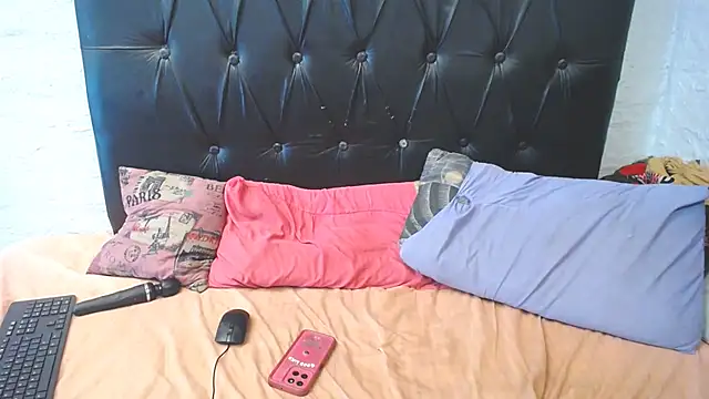 CandyBoobs69 stripchat live cam model