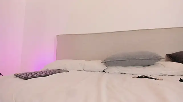 kami_kaze_ stripchat live cam model