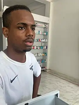 dereck_jay- stripchat live cam model