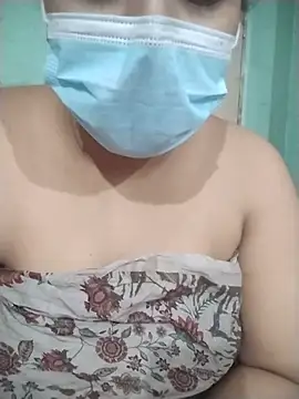 Fathema100 stripchat live cam model