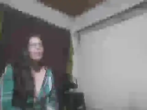EmayGero888 stripchat live cam model