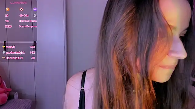 keenakoshkameow stripchat live cam model