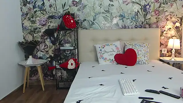 RoseDiamond06 stripchat live cam model