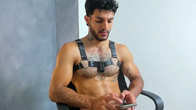 JuanBlade stripchat live cam model