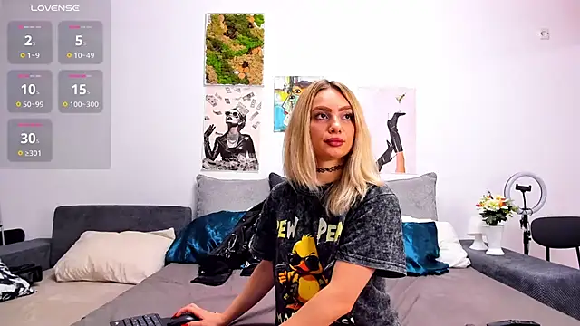 FindomGoddess1 stripchat live cam model