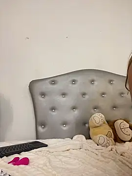 azulskyer stripchat live cam model