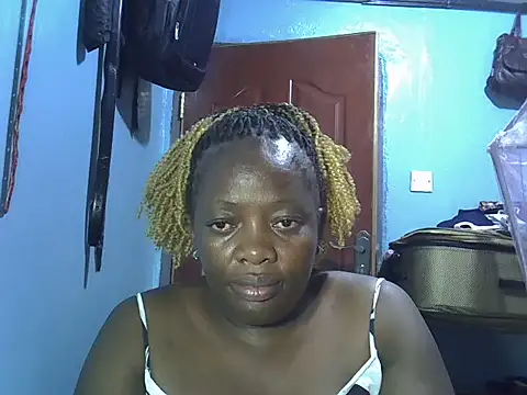 Ebonyceline stripchat live cam model