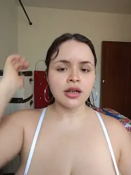 SeleneLuminari8 stripchat live cam model