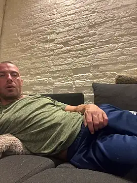 Rotteei1 stripchat live cam model