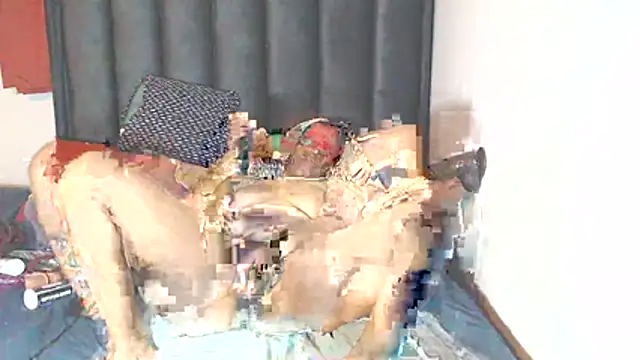 Fallenchubbie stripchat live cam model