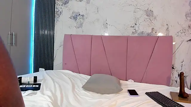 _anais_rose_ stripchat live cam model