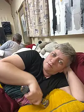 blueiceeyes stripchat live cam model