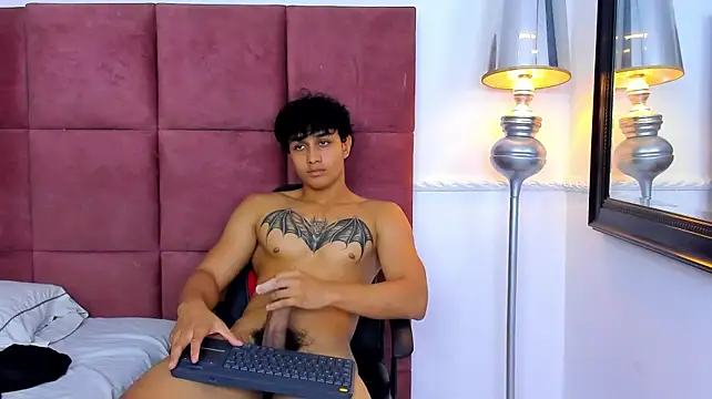 Kai_grayson stripchat live cam model