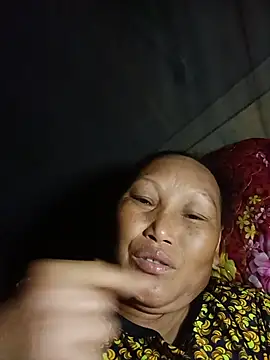 Juhi_09 stripchat live cam model